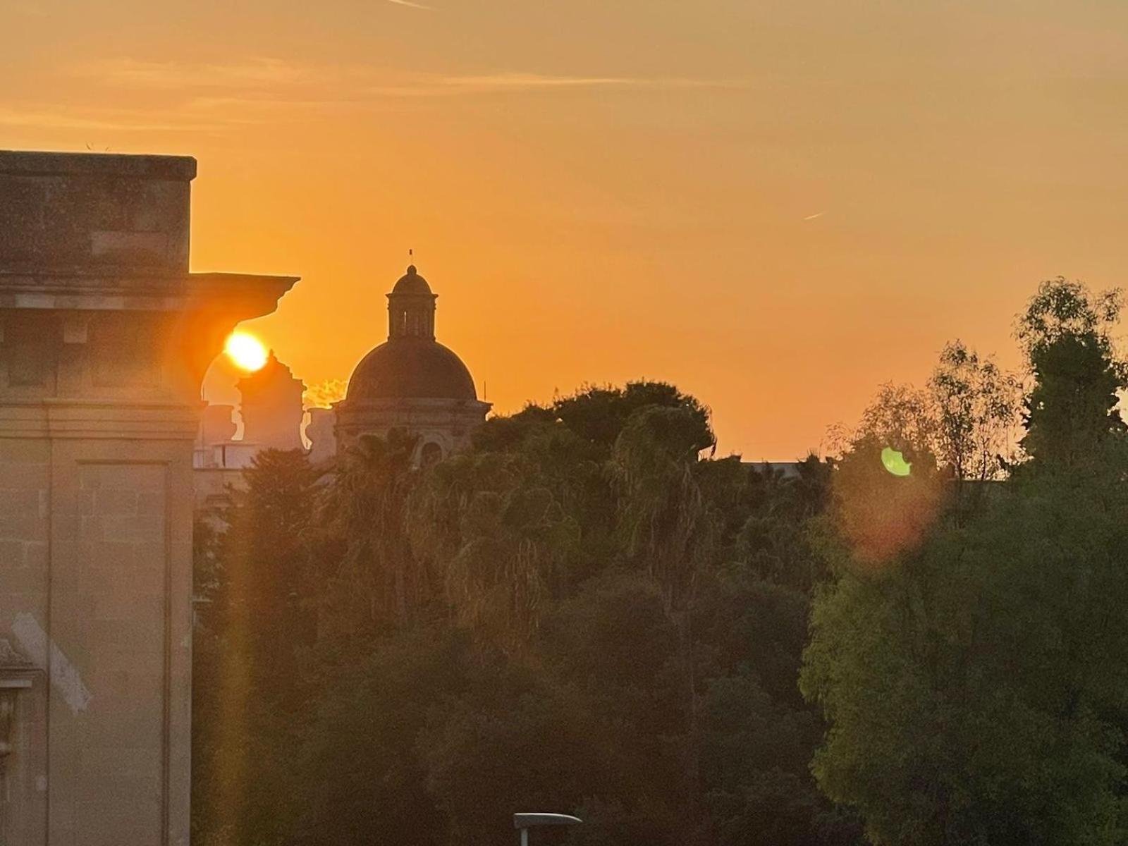 The Golden Hour, Luxury Apartment With A Panoramic View Lecce Extérieur photo