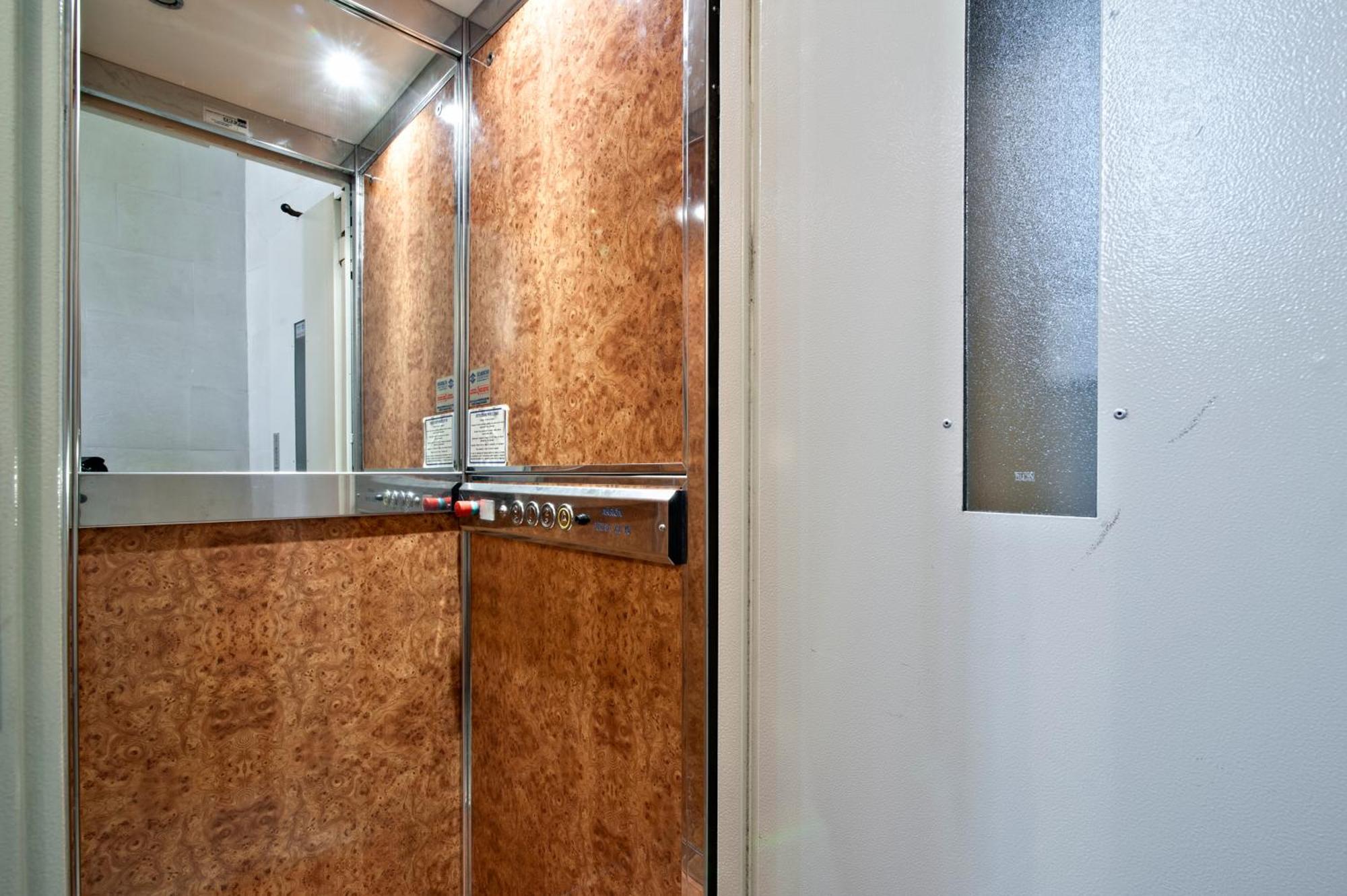 The Golden Hour, Luxury Apartment With A Panoramic View Lecce Extérieur photo