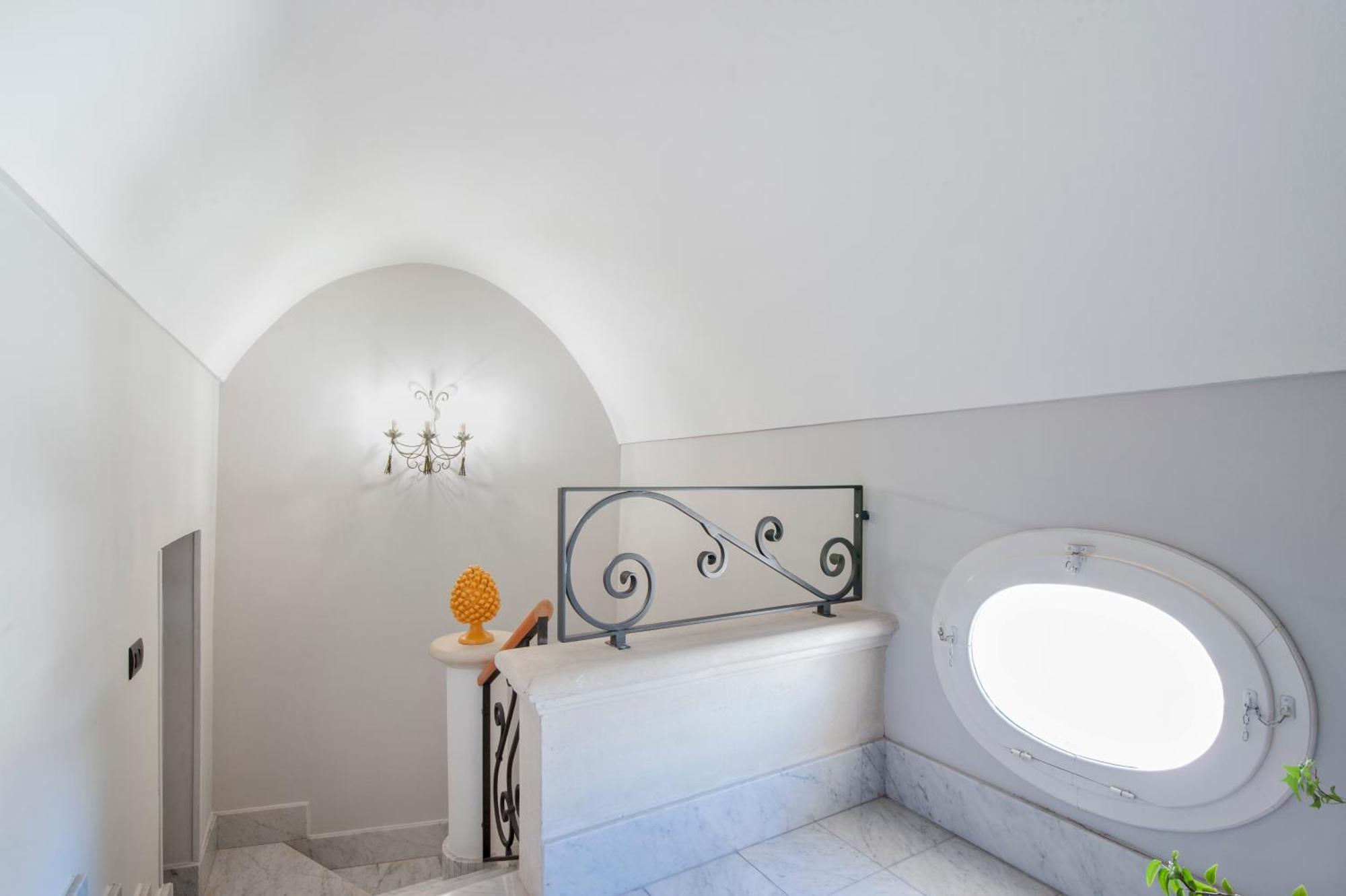 The Golden Hour, Luxury Apartment With A Panoramic View Lecce Extérieur photo