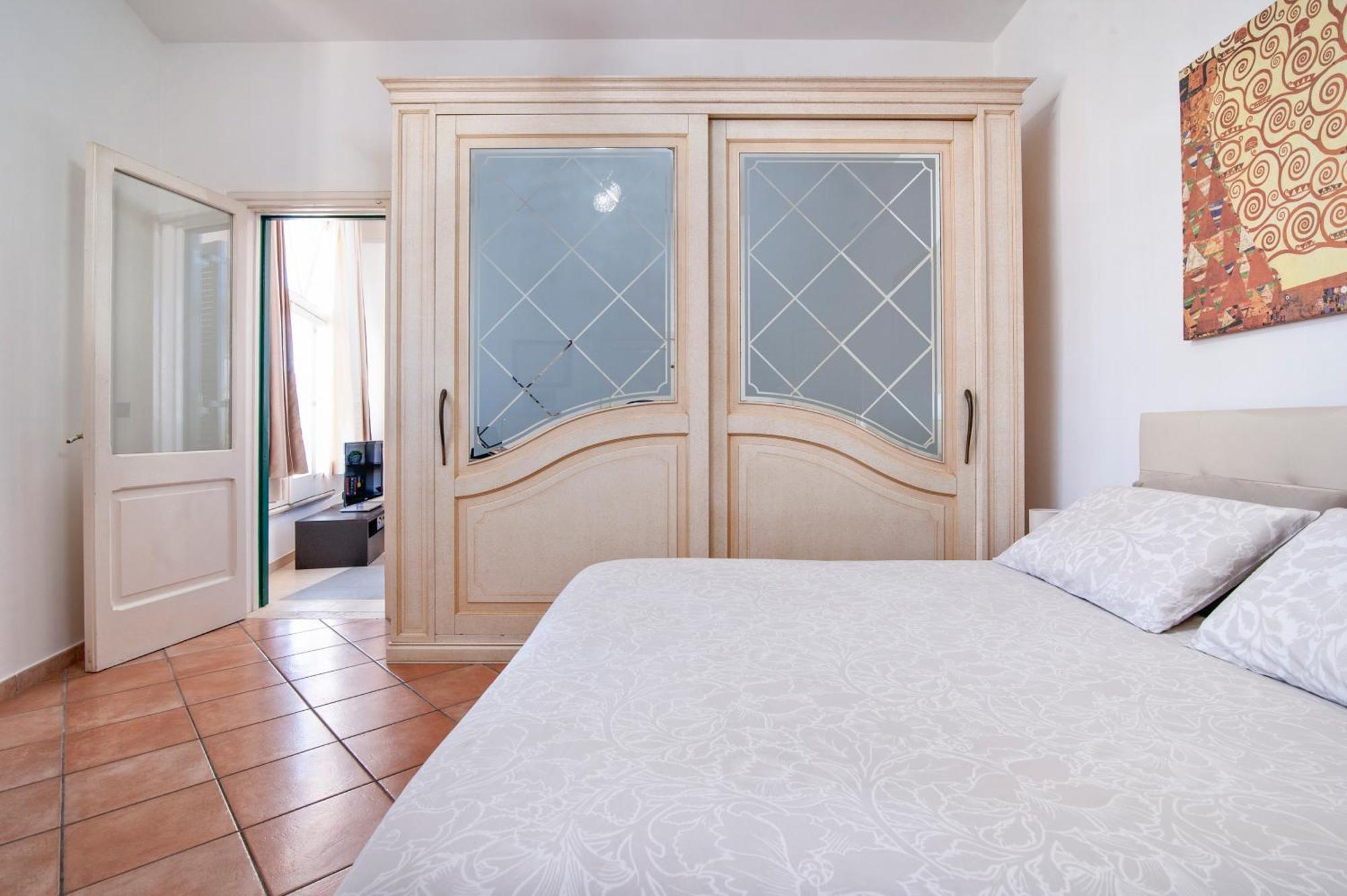 The Golden Hour, Luxury Apartment With A Panoramic View Lecce Extérieur photo