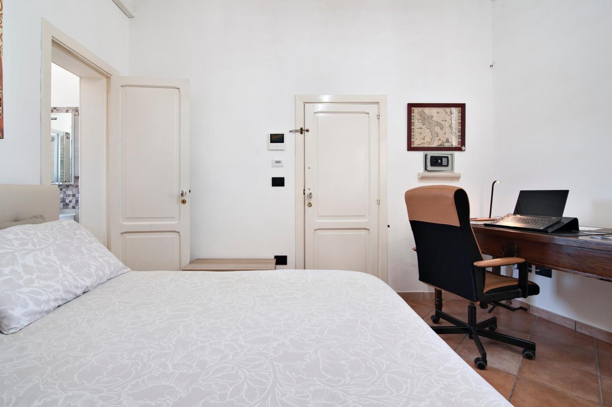 The Golden Hour, Luxury Apartment With A Panoramic View Lecce Extérieur photo